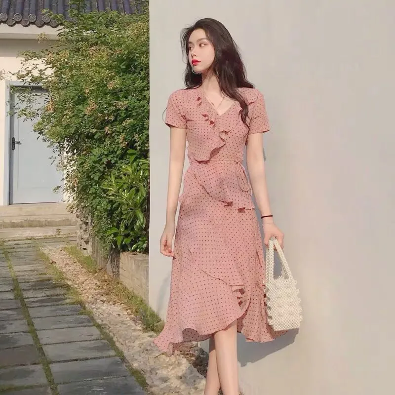 2019 Summer Women Boho Polka Dot Maxi Dress Ruffles Chiffon Dress Elegant V Neck Beach Sundress
2019 Summer Women Boho Polka Dot Maxi Dress Ruffles Chiffon Dress Elegant V Neck Beach Sundress