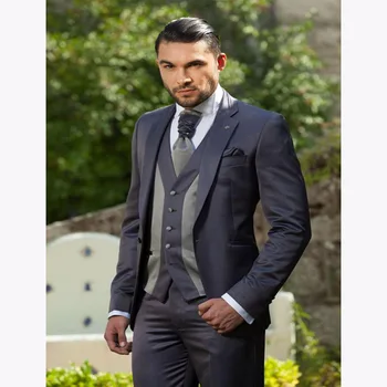 2017 One Button Slim Fit Customized Charcoal smoking wedding suits for men Groom Tuxedo bridegroom mens suit (Jacket+Pant+Vest)
2017 One Button Slim Fit Customized Charcoal smoking wedding suits for men Groom Tuxedo bridegroom mens suit (Jacket+Pant+Vest)