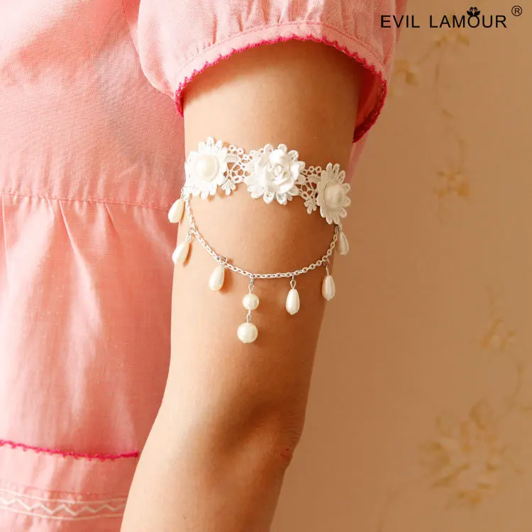 NEW Vintage Bohemia Wedding Arm Bracelets for Woman Party White Lace Flower Wriststrap Decorations Bridal Charm Bracelets AT-75
NEW Vintage Bohemia Wedding Arm Bracelets for Woman Party White Lace Flower Wriststrap Decorations Bridal Charm Bracelets AT-75