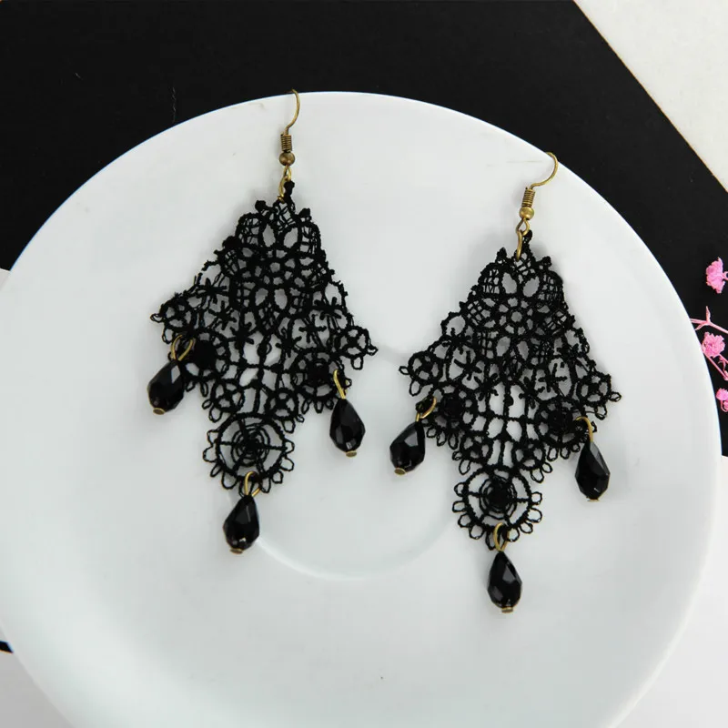 2018 Simple And Stylish Texture Delicate Lace Earrings Female Personality Beaded Eardrop Earrings Luxury Earings
2018 Simple And Stylish Texture Delicate Lace Earrings Female Personality Beaded Eardrop Earrings Luxury Earings