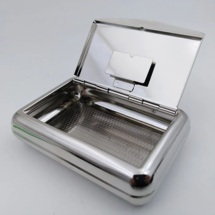 New 1pcs tobacco box Cigarette Case Humidor with paper holder Metal Container Smoking Pipe portable Smoking Accessories B971
New 1pcs tobacco box Cigarette Case Humidor with paper holder Metal Container Smoking Pipe portable Smoking Accessories B971
