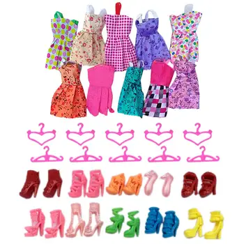 Besegad 10pcs Mini Doll Dresses Skirt Gown Outfits and 10 Pairs High Heels Sandal Shoes and 10pcs Clothes Hangers for Barbie Toy
Besegad 10pcs Mini Doll Dresses Skirt Gown Outfits and 10 Pairs High Heels Sandal Shoes and 10pcs Clothes Hangers for Barbie Toy