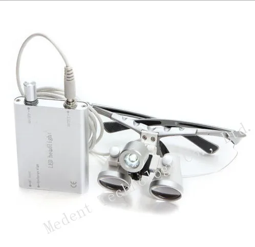 EU/US Plug Binocular dental Loupe 3.5X420mm Dental magnifier Optical Glass + Portable LED Head Light Lamp Color Silver
EU/US Plug Binocular dental Loupe 3.5X420mm Dental magnifier Optical Glass + Portable LED Head Light Lamp Color Silver