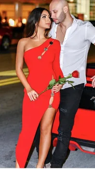 Red and Black Color Celebrity Fashion Dress One SHoulder Long Sleeve Sexy Bodycon Mid-calf Dress Red Carpet Dress
Red and Black Color Celebrity Fashion Dress One SHoulder Long Sleeve Sexy Bodycon Mid-calf Dress Red Carpet Dress
