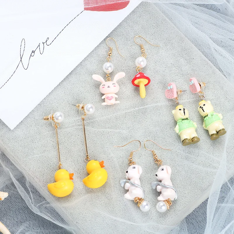 Fashion Creative Resin Earrings Animal Little Yellow Duck Piggy Bear Rabbit Mushroom Heart Shaped Pendant Earrings Jewelry Gift
Fashion Creative Resin Earrings Animal Little Yellow Duck Piggy Bear Rabbit Mushroom Heart Shaped Pendant Earrings Jewelry Gift