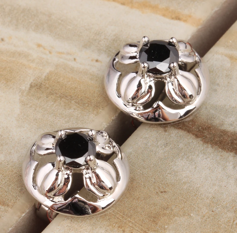 Rushed Black Onyx 925 Sterling Silver Clip Huggie Hoop Earring Hot Jewelry S5088
Rushed Black Onyx 925 Sterling Silver Clip Huggie Hoop Earring Hot Jewelry S5088