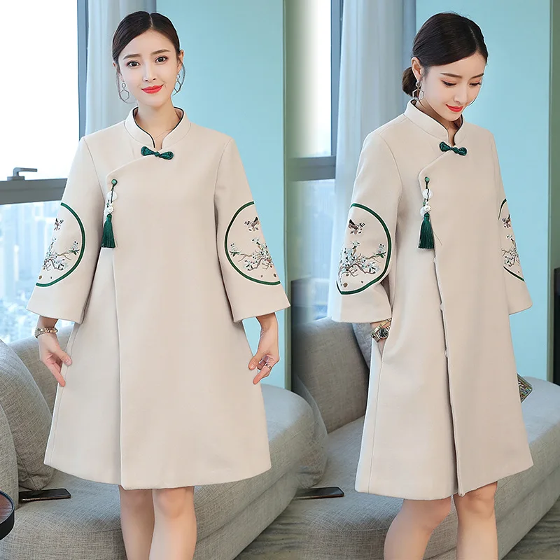 2018 Vintage Printing autumn & winter woolen coats woman Chinese style runway lady elegant Loose dress Style Tassel coat S-2XL
2018 Vintage Printing autumn & winter woolen coats woman Chinese style runway lady elegant Loose dress Style Tassel coat S-2XL