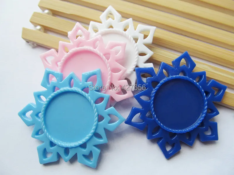3 Colors Flatback Resin Snowflake Charm Finding,Filigree Border Base Setting Tray, for 25mm Picture/Cabochon/Cameo,DIY Accessory
3 Colors Flatback Resin Snowflake Charm Finding,Filigree Border Base Setting Tray, for 25mm Picture/Cabochon/Cameo,DIY Accessory