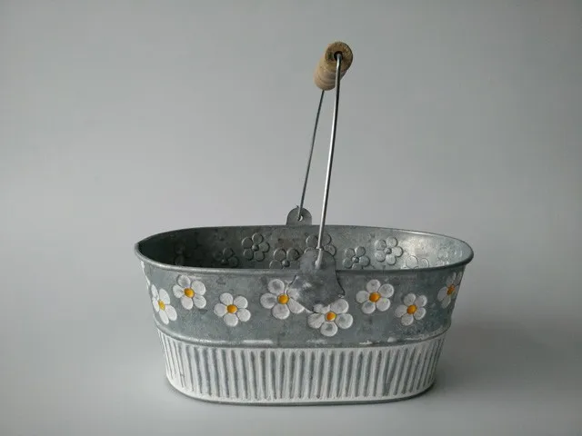 Wholesale Metal Planter pot garden Oval Sharp tin box Iron pots flower pot Hanging Planter with wood handle vintage flower
Wholesale Metal Planter pot garden Oval Sharp tin box Iron pots flower pot Hanging Planter with wood handle vintage flower