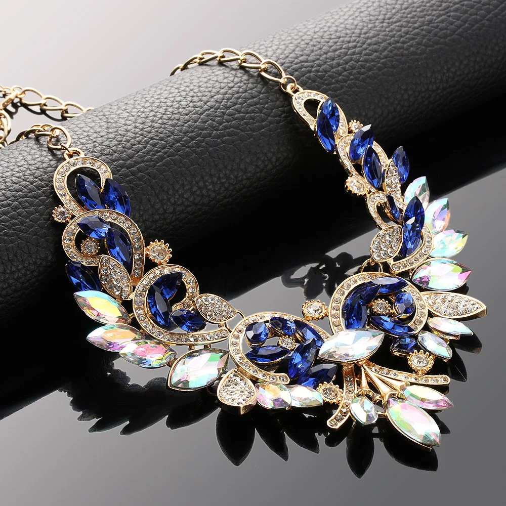 1PC 2019 NEW Bohemia Crystal Flower Pendant Statement Necklaces Vintage Rhinestone Necklace for Women Charm Wedding Jewelry
1PC 2019 NEW Bohemia Crystal Flower Pendant Statement Necklaces Vintage Rhinestone Necklace for Women Charm Wedding Jewelry