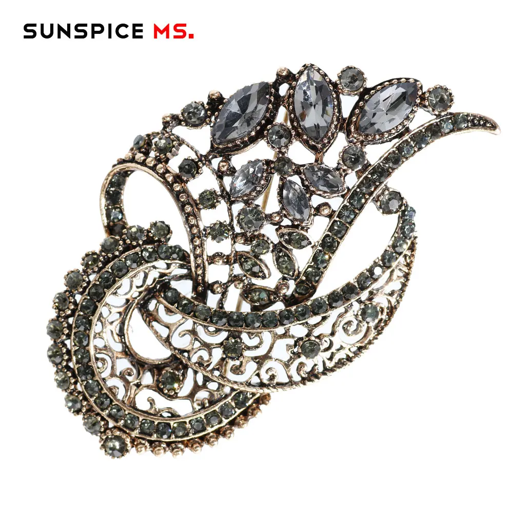 SUNSPICE MS fashion flower gray stone brooch for women antique gold color crystal lapel scarf pins turkish jewerly wholesale
SUNSPICE MS fashion flower gray stone brooch for women antique gold color crystal lapel scarf pins turkish jewerly wholesale