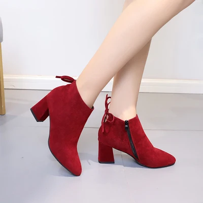 2019 Women Mid Calf Boots Yellow Color Pointed Toe Zippers Autumn Spring Women Martin Boots Casual Lace-up Boots Size 34-40
2019 Women Mid Calf Boots Yellow Color Pointed Toe Zippers Autumn Spring Women Martin Boots Casual Lace-up Boots Size 34-40