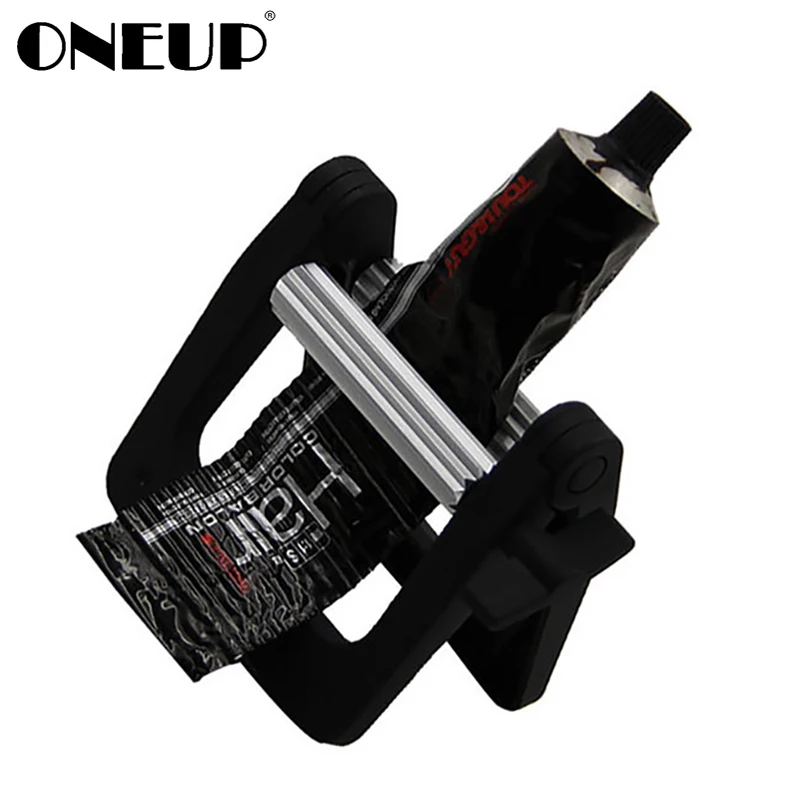ONEUP Manual Toothpaste Squeezer Aluminum Alloy Toothpaste Dispenser Rolling Tube Squeezer Bathroom Accessories Set Products
ONEUP Manual Toothpaste Squeezer Aluminum Alloy Toothpaste Dispenser Rolling Tube Squeezer Bathroom Accessories Set Products