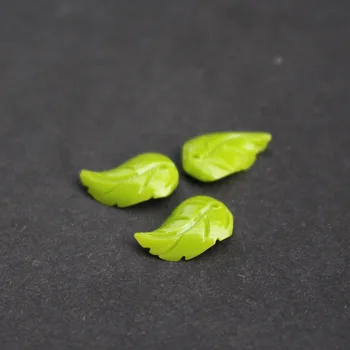 (20 pieces/lot) 9mm*14.4mm*2.7mm Light Green Color Carved Artificial Coral leaf Small leaf for Jewelry making 
(20 pieces/lot) 9mm*14.4mm*2.7mm Light Green Color Carved Artificial Coral leaf Small leaf for Jewelry making