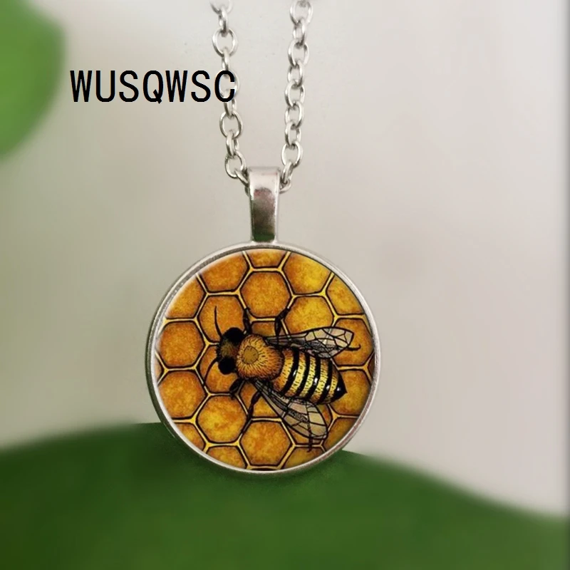 WUSQWSC Creative The Bees Pattern Necklace Glass Cabochon Pendant Fashion Jewelry Black Chain Statement Necklace Gift for Women
WUSQWSC Creative The Bees Pattern Necklace Glass Cabochon Pendant Fashion Jewelry Black Chain Statement Necklace Gift for Women