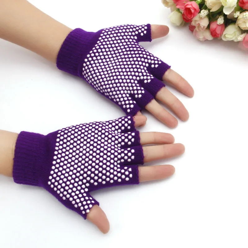 Wholesale Professional Yoga Fingerless Non Anti Slip Grip Sticky Gloves Five Fingers Sport Sock and Gloves for Women
Wholesale Professional Yoga Fingerless Non Anti Slip Grip Sticky Gloves Five Fingers Sport Sock and Gloves for Women