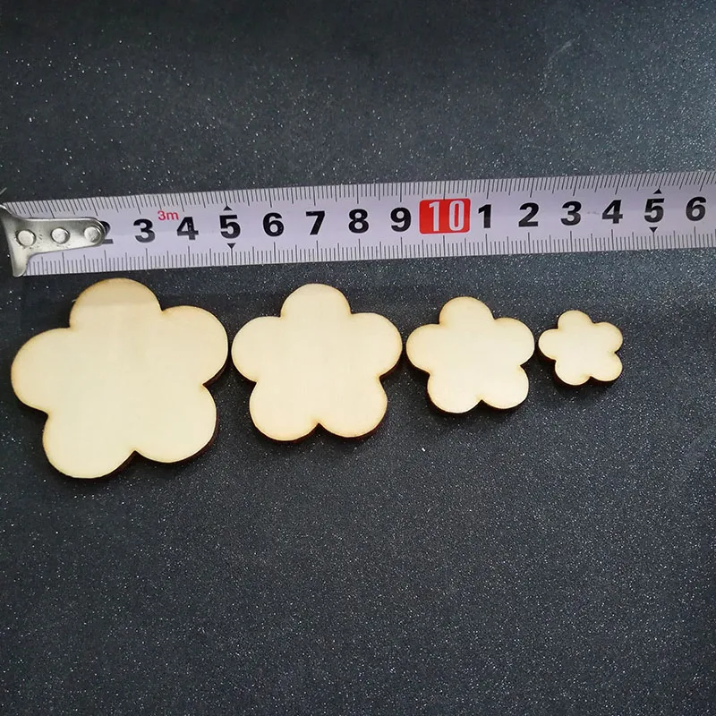 60PCS Natural Blank Wooden Flowers Ornaments Laser Cut Wood Chip Flower Carving Craft Rusitc Favors 20mm 30mm 40mm 50mm
60PCS Natural Blank Wooden Flowers Ornaments Laser Cut Wood Chip Flower Carving Craft Rusitc Favors 20mm 30mm 40mm 50mm