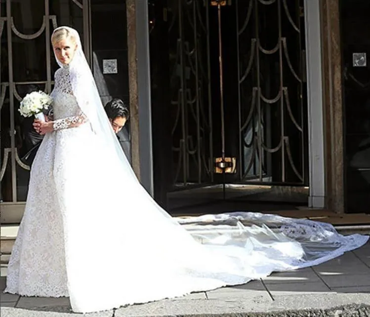 2019-nicky-hilton-white-lace-wedding-dresses-with-long-sleeves-high-neck-bridal-gowns-cathedral-winter-spring-vintage-wedding-dresses (3)_副本