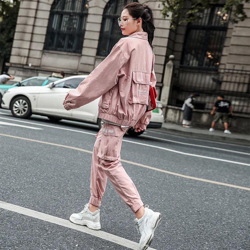 Retro Fashion Women's Sets Multi-pocket Jacket + Pants Women Spring Elegant Pink Outfits Coat And Trousers Casual Two Piece Set
Retro Fashion Women's Sets Multi-pocket Jacket + Pants Women Spring Elegant Pink Outfits Coat And Trousers Casual Two Piece Set