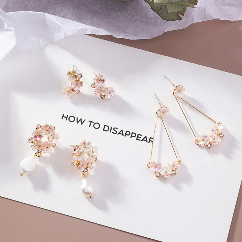 2019 New 925 Silver Needle Elegant Shell Flower Earrings Simple Flower Pearl Fashion Beautiful Party Earrings ladies
2019 New 925 Silver Needle Elegant Shell Flower Earrings Simple Flower Pearl Fashion Beautiful Party Earrings ladies