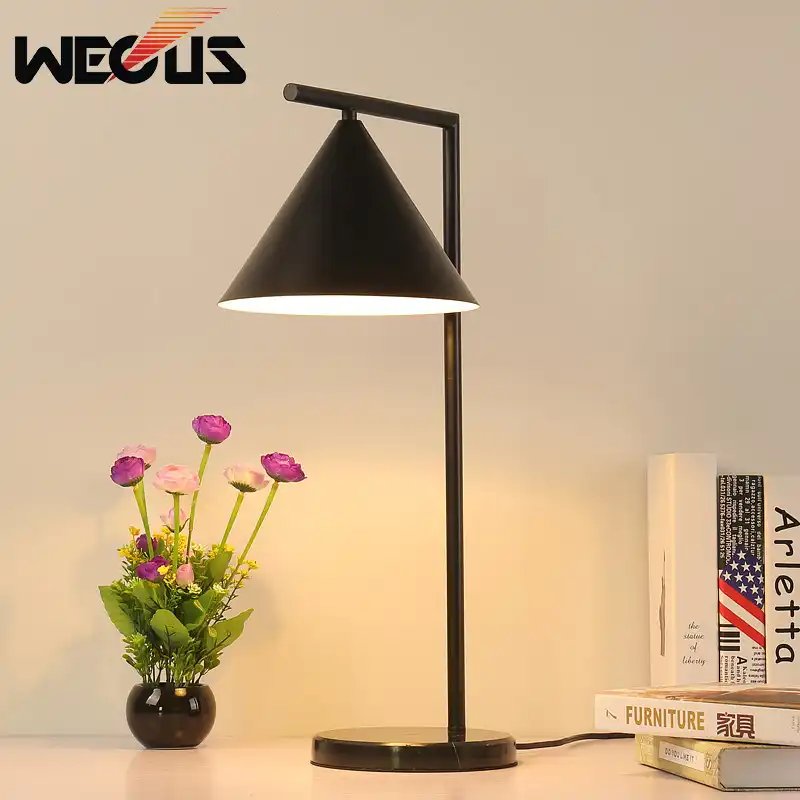 Modern Iron Nightstand Table Lamps For Bedroom Bedside