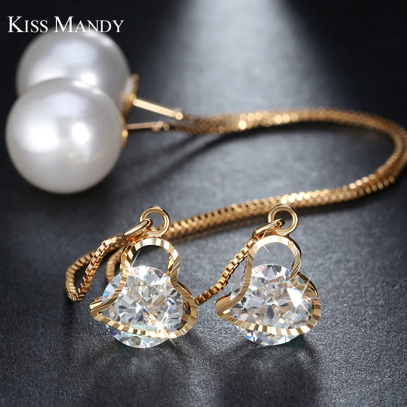 Kiss Mandy Heart Shape Austrian Crystal Long Stud Earrings with Big Simulated Pearl Elegant Gold-Color Jewelry for Women JME26
Kiss Mandy Heart Shape Austrian Crystal Long Stud Earrings with Big Simulated Pearl Elegant Gold-Color Jewelry for Women JME26