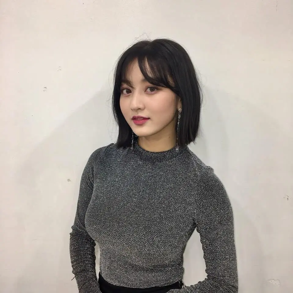 kpop TWICE Park Ji Hyo same Knitted Round neck Sweater Women korean autumn Pullover streetwear Elasticity Sweater female clothes
kpop TWICE Park Ji Hyo same Knitted Round neck Sweater Women korean autumn Pullover streetwear Elasticity Sweater female clothes