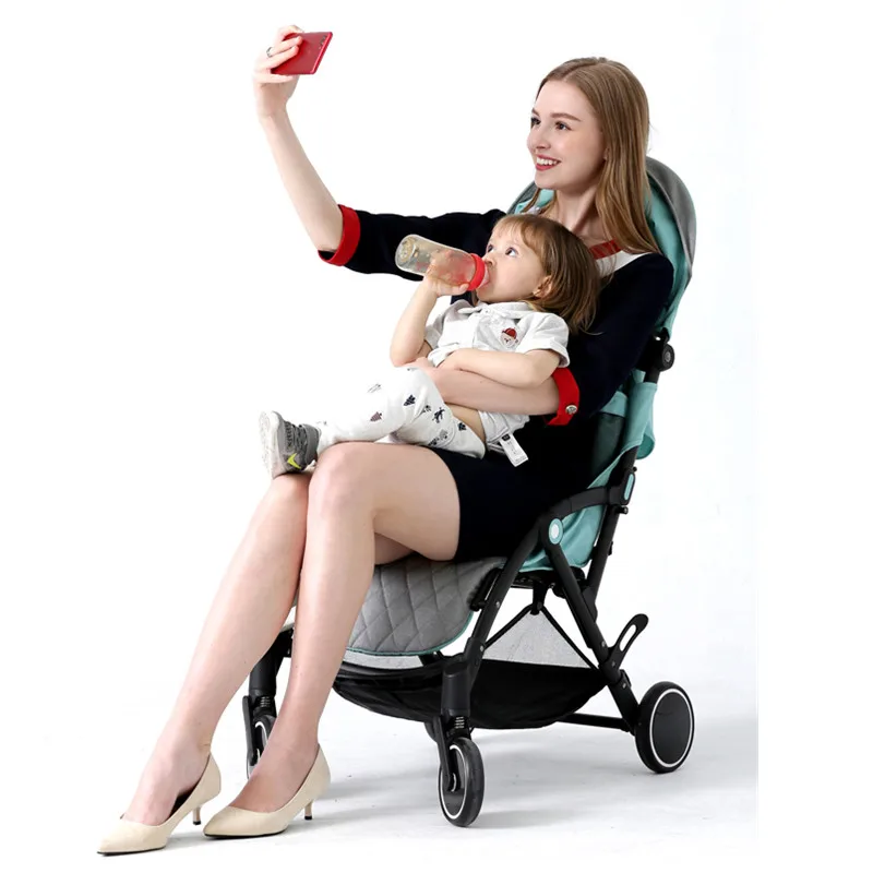 Baby Stroller Lightweight Baby Carriages Folding Poussette Fashion Kinderwagen Portable Trolley For Travel Lying and Seat
Baby Stroller Lightweight Baby Carriages Folding Poussette Fashion Kinderwagen Portable Trolley For Travel Lying and Seat