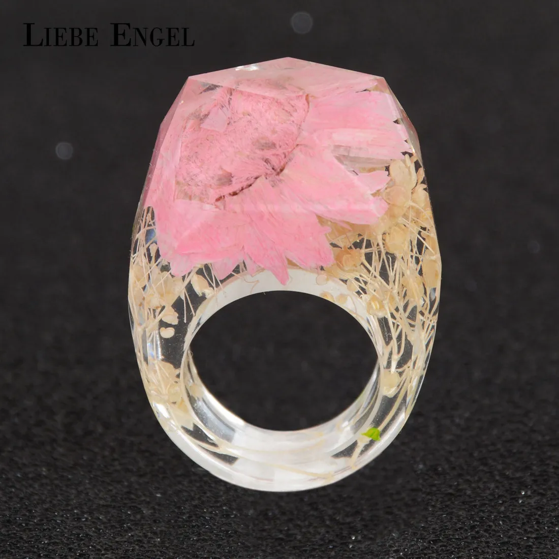 LIEBE ENGEL New Arrival Real and Natural Pink Dried Flower Resin Ring Romantic Jewelry For Women Best Gift 2018 Handmade
LIEBE ENGEL New Arrival Real and Natural Pink Dried Flower Resin Ring Romantic Jewelry For Women Best Gift 2018 Handmade