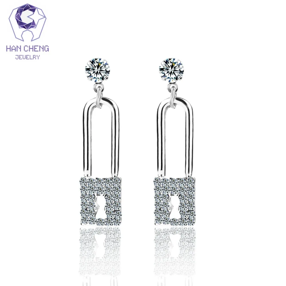 HanCheng New Fashion Lock Silver Plated Nail Dangle Hanging Gem Stone Rhinestone Drop Earrings For Women Jewelry brincos bijoux
HanCheng New Fashion Lock Silver Plated Nail Dangle Hanging Gem Stone Rhinestone Drop Earrings For Women Jewelry brincos bijoux