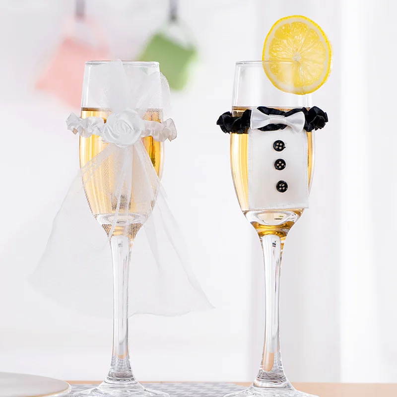 Wedding Wine Glass Cups Set Covers Bride Groom Costume Glass DIY Decorations Holiday Party Holiday Cup Accessories Gadgets
Wedding Wine Glass Cups Set Covers Bride Groom Costume Glass DIY Decorations Holiday Party Holiday Cup Accessories Gadgets