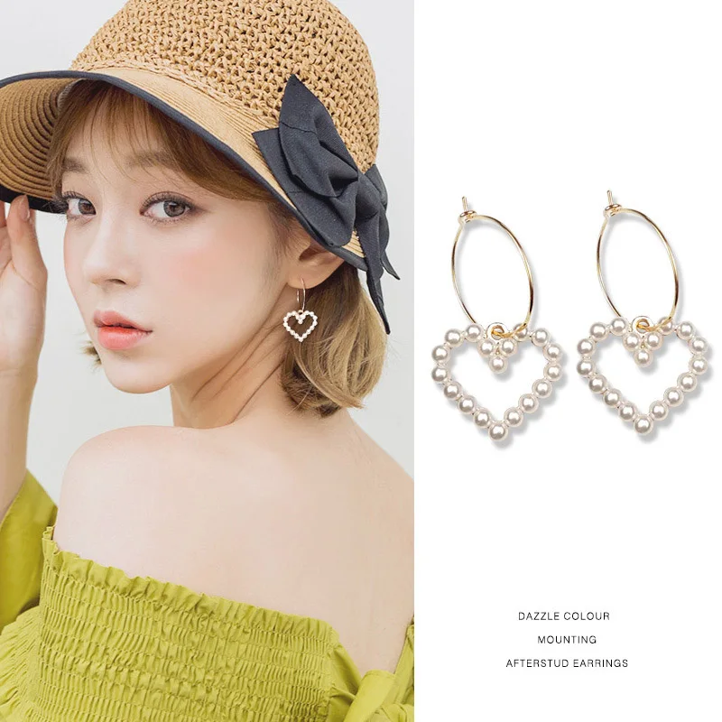 Sweet Cute Fashion Geometry Hoop Earrings for Women Girls Simulated Pearls Round Circle Love Heart Earring Jewelry Brithday Gift
Sweet Cute Fashion Geometry Hoop Earrings for Women Girls Simulated Pearls Round Circle Love Heart Earring Jewelry Brithday Gift