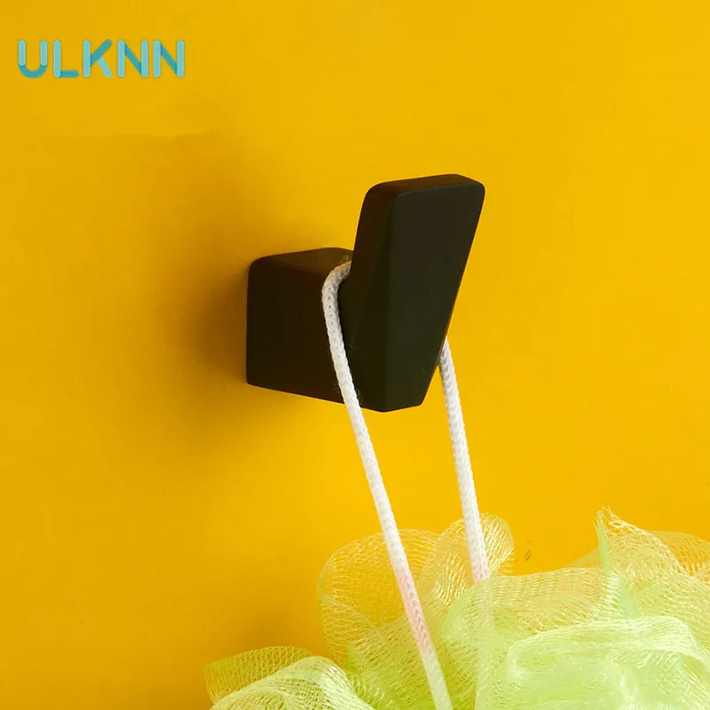 Pure Black Diamond Matte Rubber Paint Single Hook Bathroom Hanger Zinc Alloy Creative Storage Holder DIY Hook
Pure Black Diamond Matte Rubber Paint Single Hook Bathroom Hanger Zinc Alloy Creative Storage Holder DIY Hook