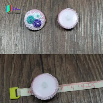Embroidery Flower Bag Buttons DIY Clothing Coat Fur Buttons Wool Wild Windbreaker Deduction Win Accessories Pink S238P
Embroidery Flower Bag Buttons DIY Clothing Coat Fur Buttons Wool Wild Windbreaker Deduction Win Accessories Pink S238P
