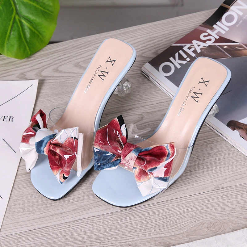 Women Slippers High Heels Transparent Pvc Vamp Butterfly-knot Slipper Female Fashion Summer Open Toe Slides Women shoes 
Women Slippers High Heels Transparent Pvc Vamp Butterfly-knot Slipper Female Fashion Summer Open Toe Slides Women shoes