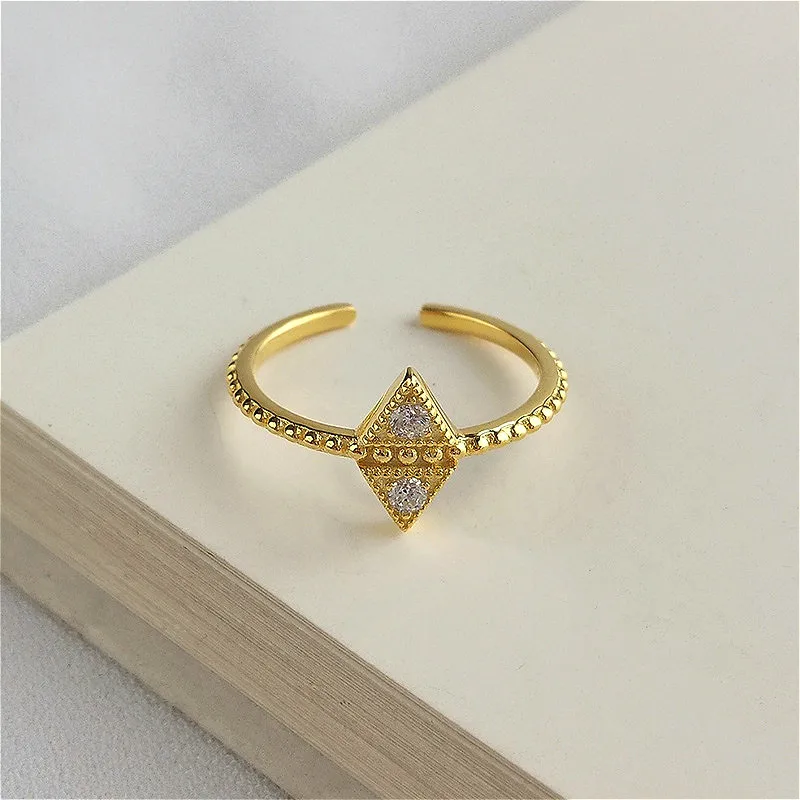Fengxiaoling Real 925 Sterling Silver Geometric Patterns Zircon Triangle Open Rings For Women European Style Golden Rings
Fengxiaoling Real 925 Sterling Silver Geometric Patterns Zircon Triangle Open Rings For Women European Style Golden Rings