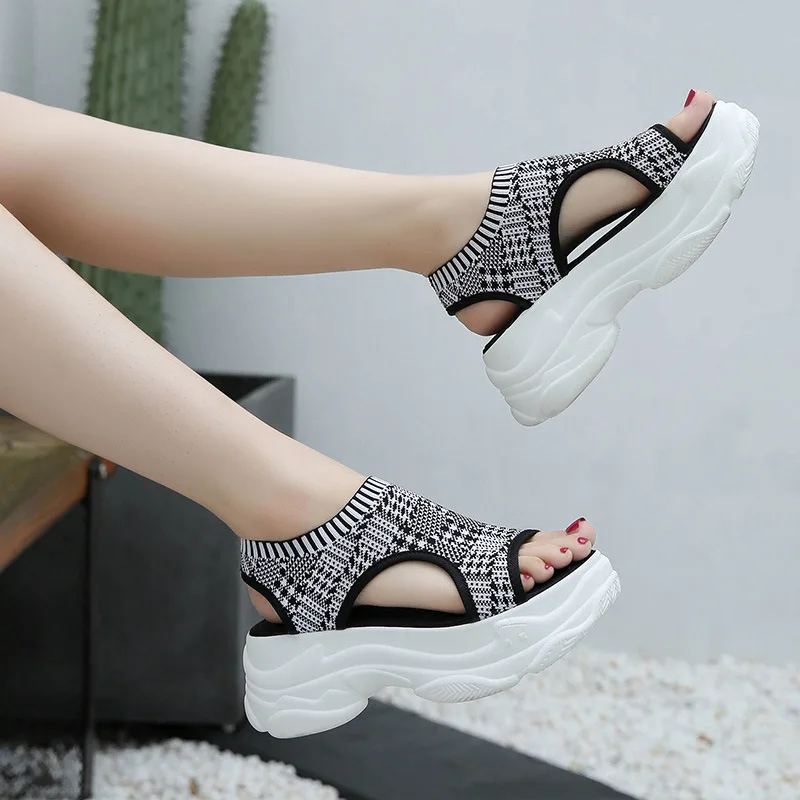 Women Flat Summer Sandals 2018 Ladies Gladiator Peep Toe Fashion Platform Shoes Female Casual Footwear
Women Flat Summer Sandals 2018 Ladies Gladiator Peep Toe Fashion Platform Shoes Female Casual Footwear