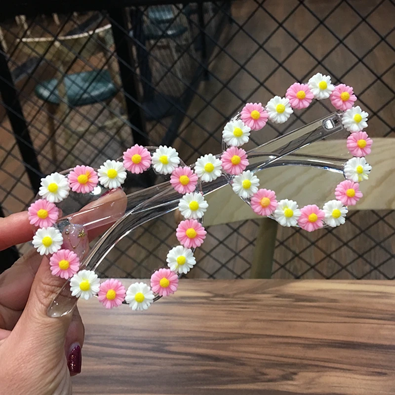 Love Heart Shape Sunglasses Women Rimless Frame Tint Clear Lens sweet summer Sun Glasses Red Pink Yellow Shades women Travel
Love Heart Shape Sunglasses Women Rimless Frame Tint Clear Lens sweet summer Sun Glasses Red Pink Yellow Shades women Travel