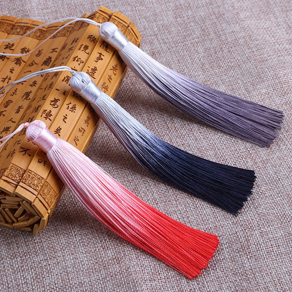 6pcs/Lot Gradient Color Silk Tassel Pendants Polyester Trim supplies for Jewelry Making findings components accessories parts
6pcs/Lot Gradient Color Silk Tassel Pendants Polyester Trim supplies for Jewelry Making findings components accessories parts