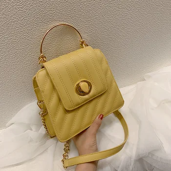 Oceanic fashion women's bag 2019 new tidal chain small square bag Han version of a single shoulder oblique satchel
Oceanic fashion women's bag 2019 new tidal chain small square bag Han version of a single shoulder oblique satchel