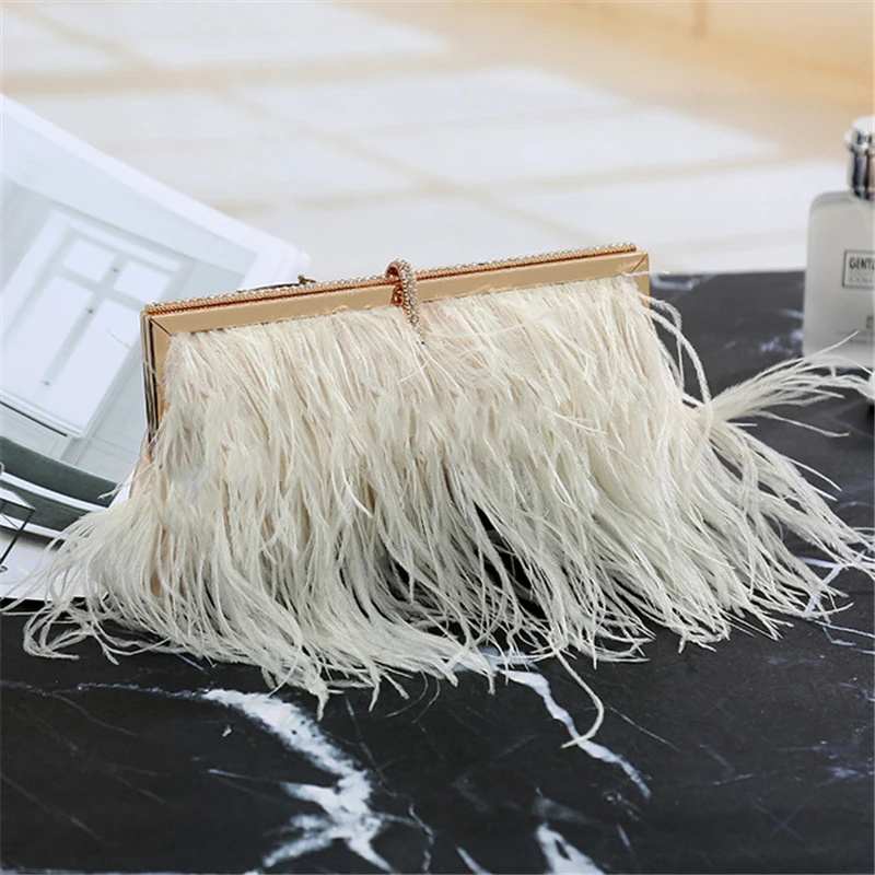 Fashion Feather Decoration Evening Shoulder Bag Diamonds Hasp Women Handbag Wedding Party Bags PU Leather Wallets England Style
Fashion Feather Decoration Evening Shoulder Bag Diamonds Hasp Women Handbag Wedding Party Bags PU Leather Wallets England Style