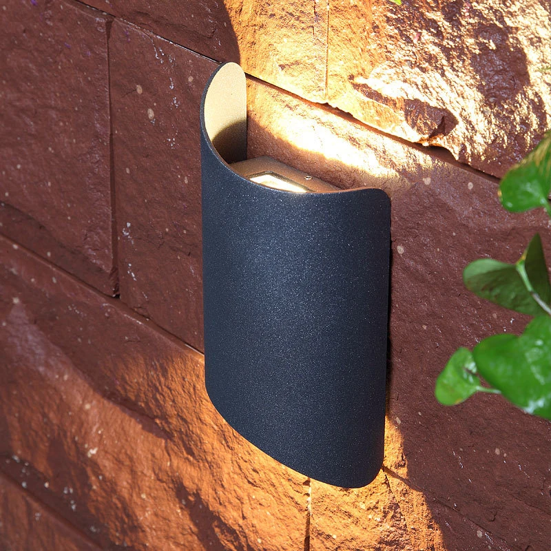 Waterproof Outdoor Wall LampLED Source Up And Down Lighting Modern Minimalist Indoor Bedside light Outdoor Porch Garden Light
Waterproof Outdoor Wall LampLED Source Up And Down Lighting Modern Minimalist Indoor Bedside light Outdoor Porch Garden Light