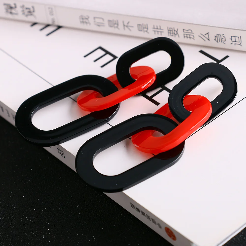 Bohemian Exaggerated Acetate Plate Earrings Geometric Chain Lock Earrings Multicolor Female Fashion Paragraph Double Ring Shape
Bohemian Exaggerated Acetate Plate Earrings Geometric Chain Lock Earrings Multicolor Female Fashion Paragraph Double Ring Shape