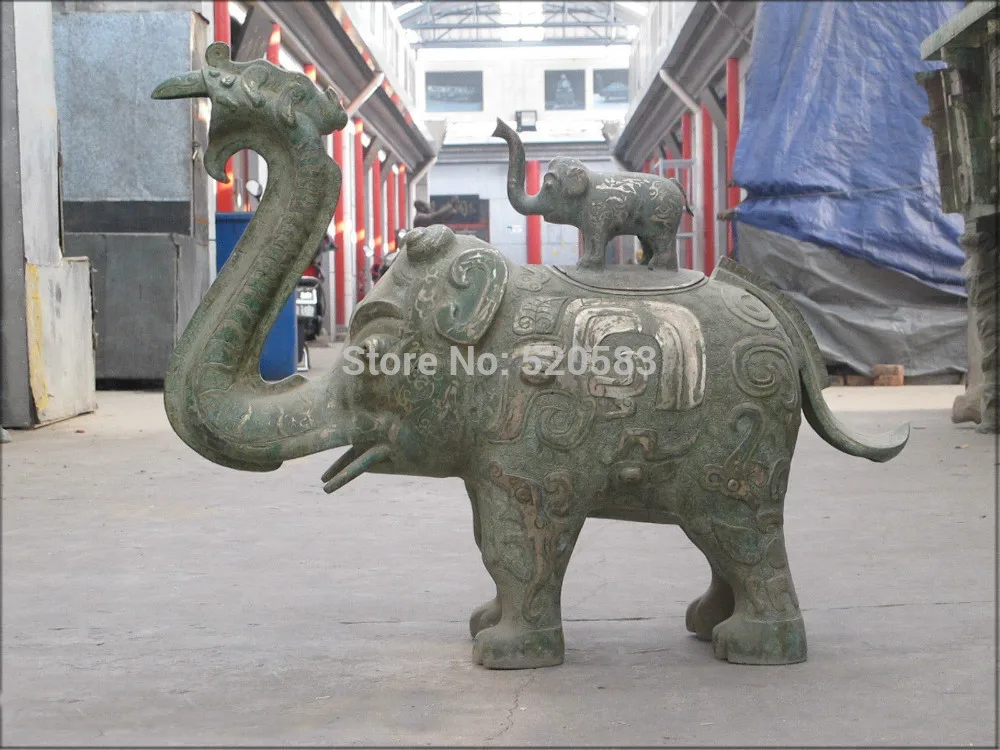 28"China old Classical Bronze silver peace Lucky Elephant Zun animal sculpture
28"China old Classical Bronze silver peace Lucky Elephant Zun animal sculpture
