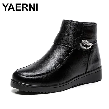 YAERNI 2019 Big Size 35-43 Women Snow Boots Thick Plush Warm Winter Ankle Boots Women Flat Shoes Genuine Leather Waterproof
YAERNI 2019 Big Size 35-43 Women Snow Boots Thick Plush Warm Winter Ankle Boots Women Flat Shoes Genuine Leather Waterproof