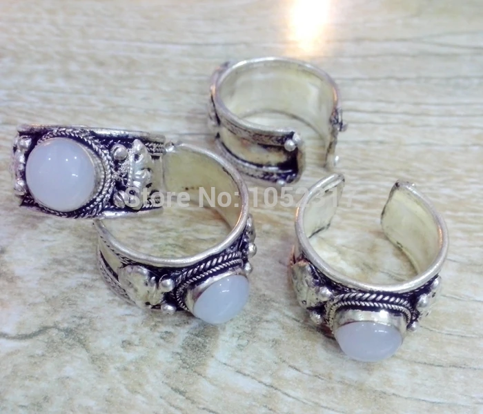 3Pcs/Lot Classic Special Old Tibet Silver White moonstone bead Nepal Ring Adjustable Unisex
3Pcs/Lot Classic Special Old Tibet Silver White moonstone bead Nepal Ring Adjustable Unisex