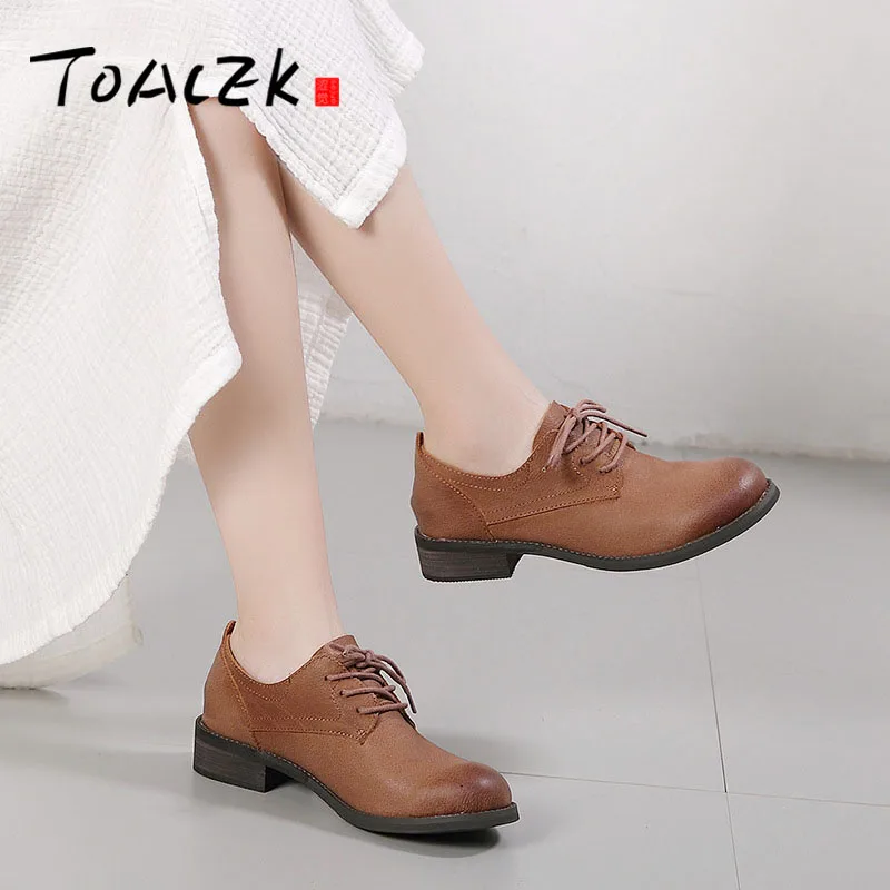 Handmade brogues leather women's shoes head cowhide lace-up shoes retro oxford shoes
Handmade brogues leather women's shoes head cowhide lace-up shoes retro oxford shoes