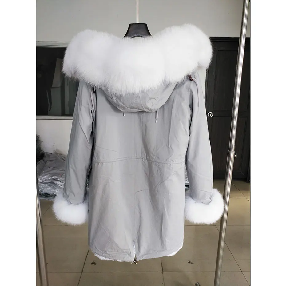 Hooded parka (4)