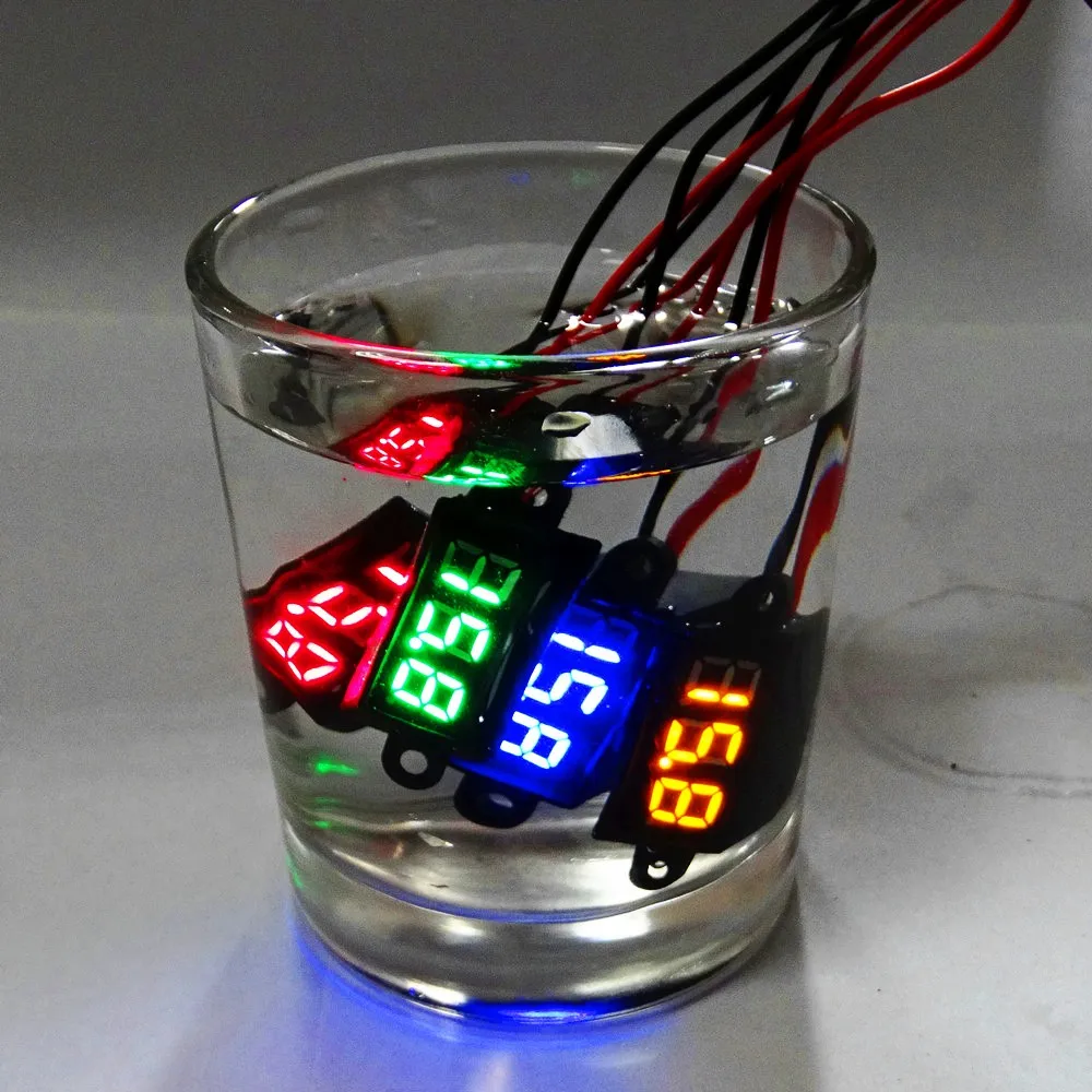 1PCS 3.50-30.0V two-line digital display 0.28 inch miniature waterproof voltmeter
1PCS 3.50-30.0V two-line digital display 0.28 inch miniature waterproof voltmeter