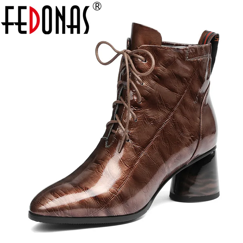 FEDONAS Warm Autumn Winter Women Genuine Leather Ankle Boots Vintage Party Shoes Woman Short Lace Up High Heels Chelsea Boots
FEDONAS Warm Autumn Winter Women Genuine Leather Ankle Boots Vintage Party Shoes Woman Short Lace Up High Heels Chelsea Boots